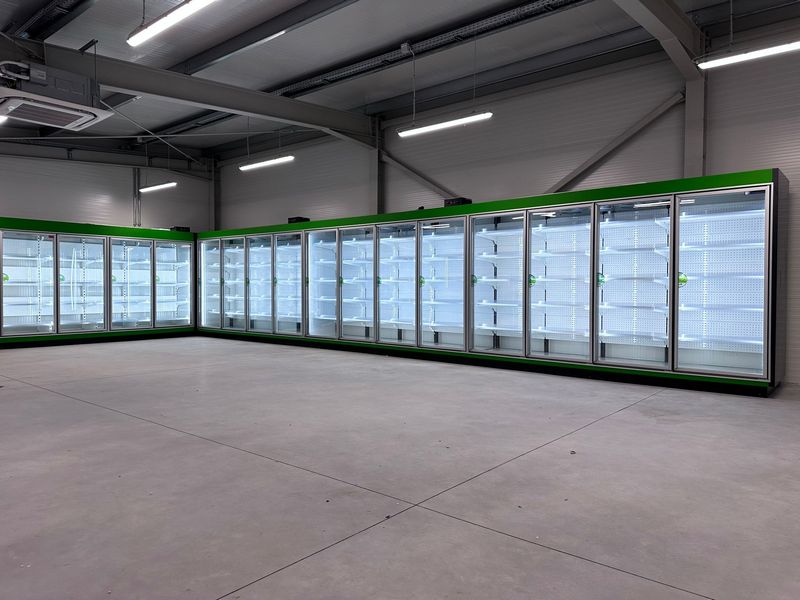 Vitrine frigorifice verticale refrigerare si congelare