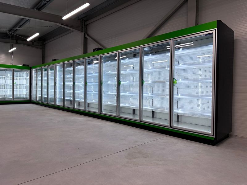 Vitrine frigorifice verticale refrigerare si congelare