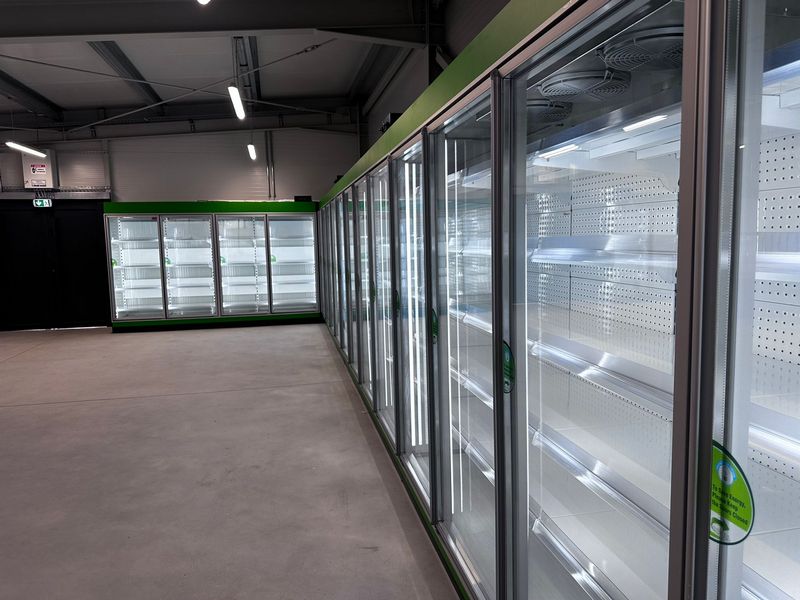 Vitrine frigorifice verticale refrigerare si congelare