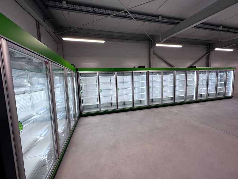 Vitrine frigorifice verticale refrigerare si congelare
