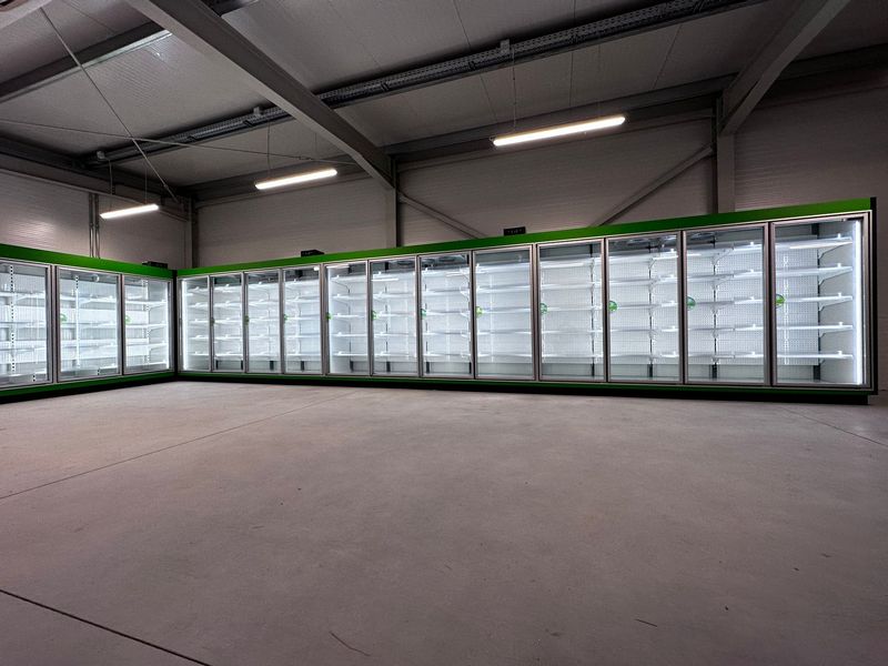 Vitrine frigorifice verticale refrigerare si congelare
