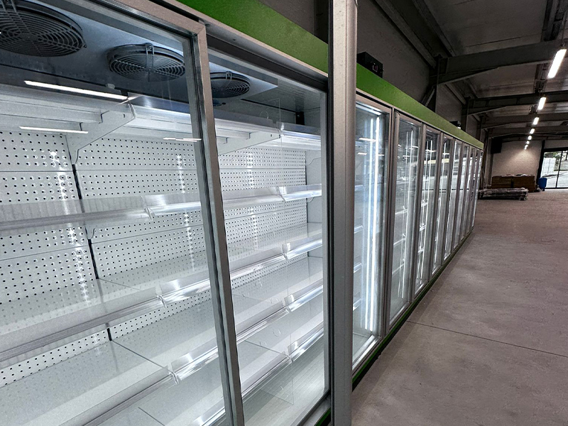 Vitrine frigorifice verticale refrigerare si congelare